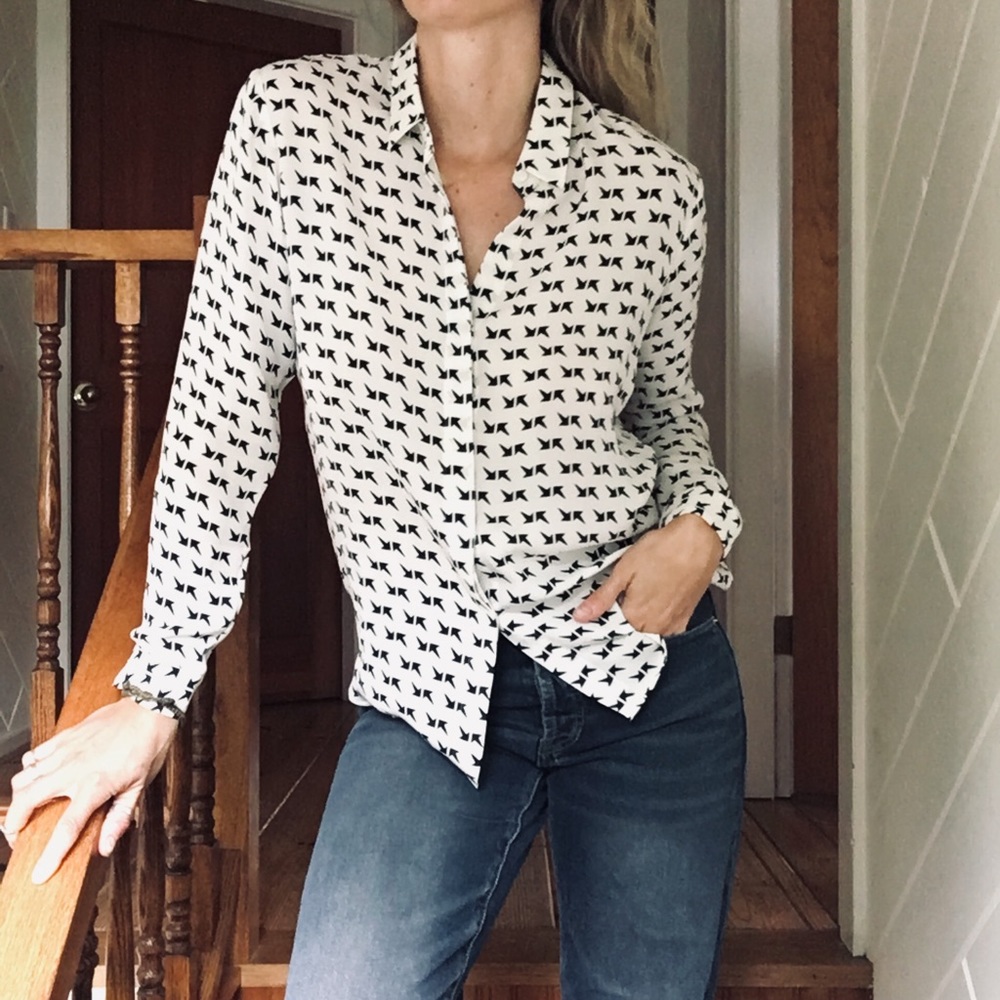 Theory anquilina arrow print blouse 100% silk